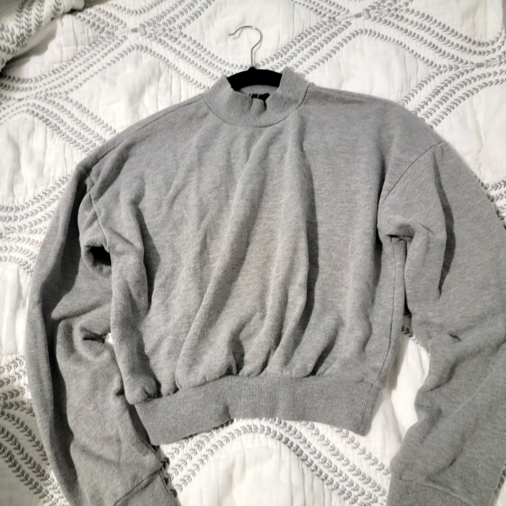 Forever 21 cropped sweater